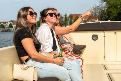 Haarlem: De Adriaan Windmill Tour + Open Canal Cruise - Getting your 360° view from the balcony (and using it for better photos)