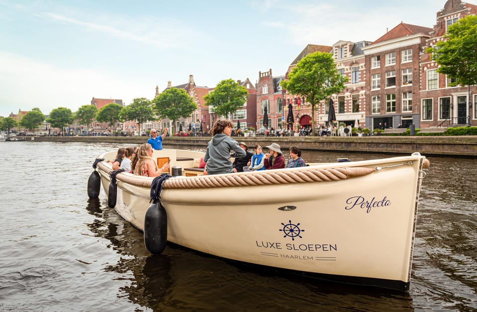 Haarlem: De Adriaan Windmill Tour + Open Canal Cruise - Toilet, snacks, and small practical stuff that actually matters