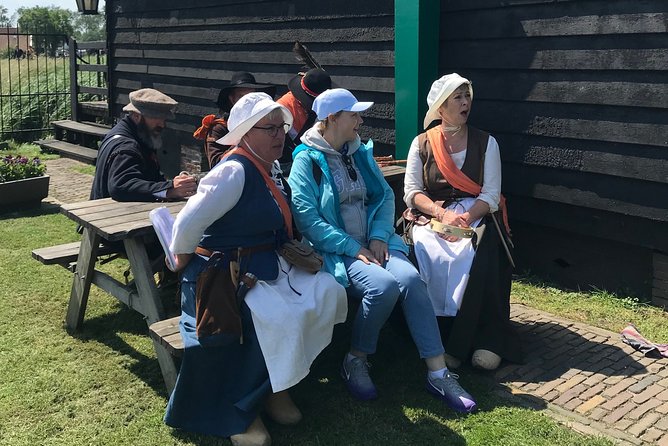 Half-Day Private Guided Sightseeing Tour of Zaanse Schans - Windmills: your 1.5-hour guided time with working machinery