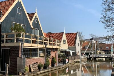 Hidden Gems Tour: visit 5 unforgettable places from Amsterdam - De Rijp: red roofs, a white bridge, and a Golden Age town hall