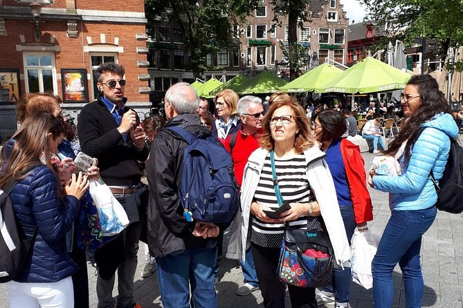 Historical tour of Amsterdam with Italian guide - Flower Market stop and Vondelpark: quick color, then a calmer pace