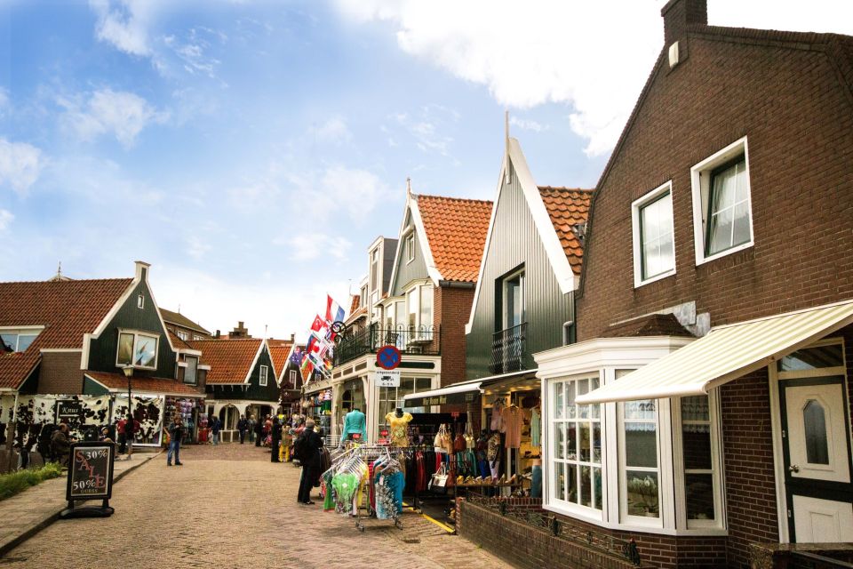 Marken, Volendam and Edam: Private Full-Day Tour - The IJsselmeer Crossing: Boat Experience in Season, Bus Backup in Winter