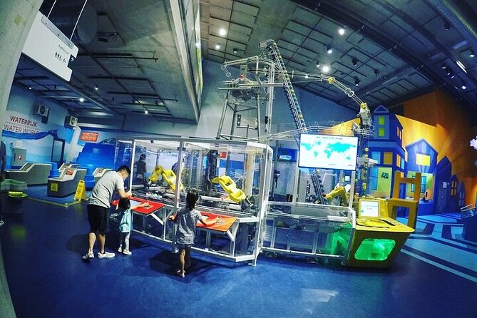 Nemo Science Museum Admission - NEMO Science Museum: what makes it work so well in Amsterdam
