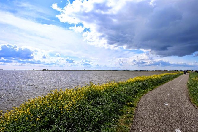 Off the Beaten Paths Dutch Landscape Private Tour 1/2 day Jaguar - Durgerdam, Katwoude, and Zuiderwoude: Tiny Stops, Big Views