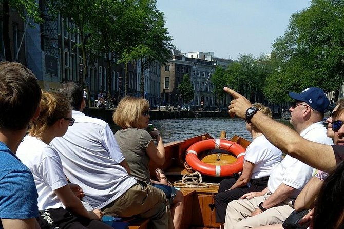 Open Dutch Boat! Silent electric drive. Nice cosy boat ride... - Who should book this cruise—and who might skip it