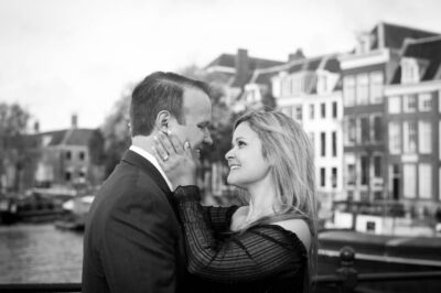 Photoshoot in or around Amsterdam - Your 20–45 minute flow: from Amstel to the photo stop