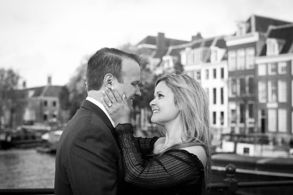 Photoshoot in or around Amsterdam - Your 20–45 minute flow: from Amstel to the photo stop
