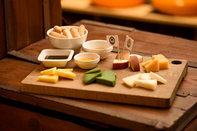 Premium Cheese Tasting with Wine and Beer Pairing - Where the tasting happens: Reguliersbreestraat and the Tuschinski Theater area