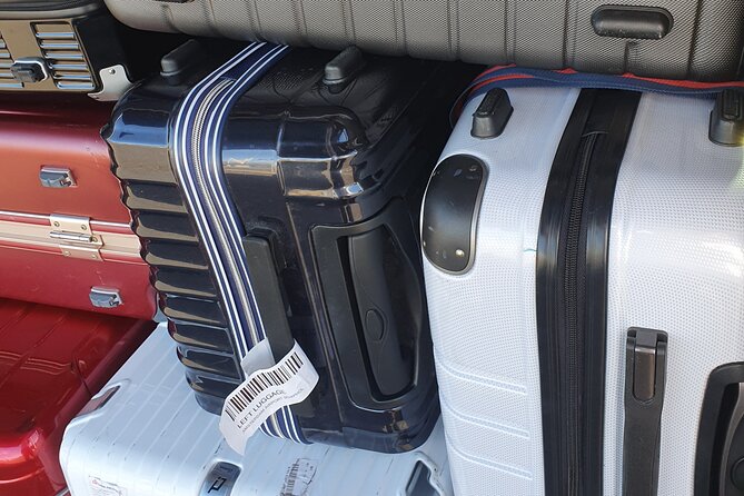 Private Airport Transfer to or from Schiphol Airport - Car vs. Luxury Minivan: Choosing Space That Fits Real Travel