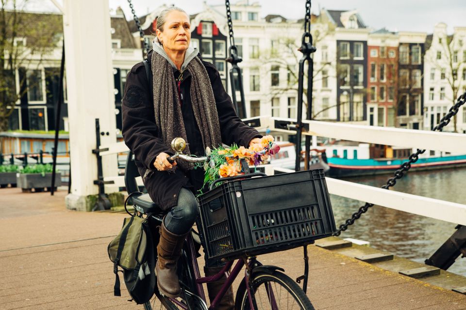 Private Amsterdam Bike Tour with a Local - Key highlights worth your time