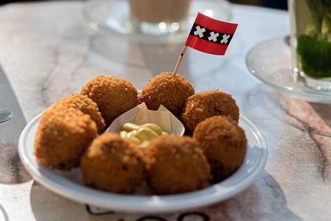 Private Amsterdam Red Light District and Food Tour (TOP RATED) - The Red Light District Walk: Dutch Laws, Old Streets, and Real-World Views