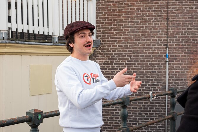 Private Amsterdam Red Light District and Food Tour (TOP RATED) - The Side Sights That Make It Feel Like a Real Walk (Not a Checklist)