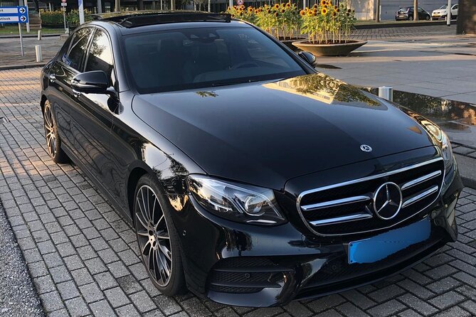 Private Arrival Transfer: Schiphol Airport Amsterdam - Timing Tips for Schiphol: Delays, Waiting, and Amsterdam Traffic