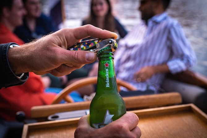 Private Boat Tour Amsterdam - 90 Min incl. welcome drink on historic saloon boat - Meeting at Oosterdokskade: Simple Start, Easy Finish