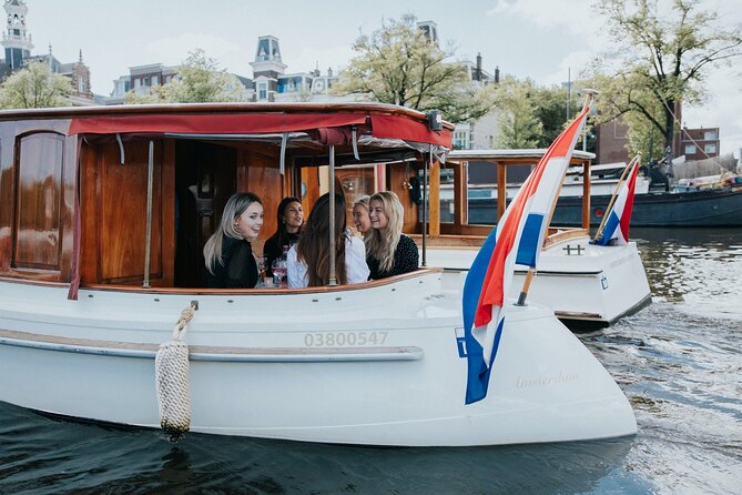 Private Canal Cruise in Amsterdam - Floating past the UNESCO Canal Ring, the way Amsterdam should feel