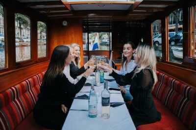 Private Canal Cruise in Amsterdam - Who this private canal cruise fits best