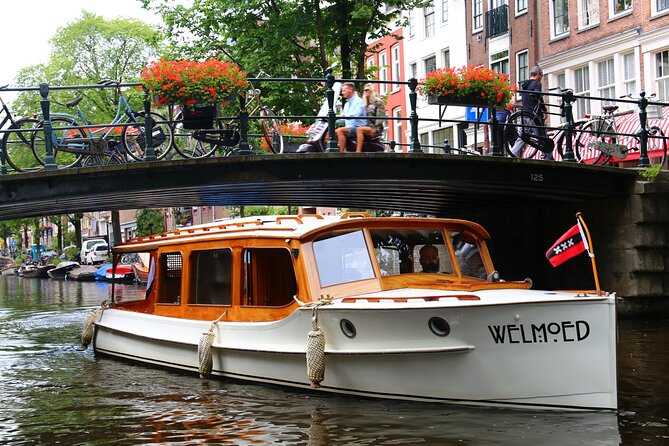 Private Champagne Canal Cruise in Amsterdam - Evening Departures and Holiday Lights Atmosphere