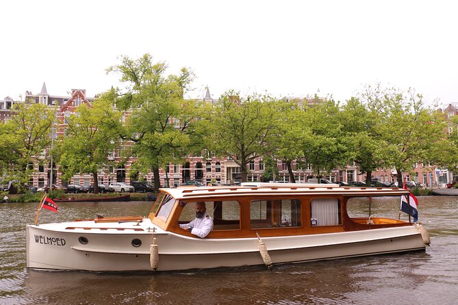 Private Champagne Canal Cruise in Amsterdam - Jordaan Canal Stretch: The Amsterdam Neighborhood That Feels Like a Postcard