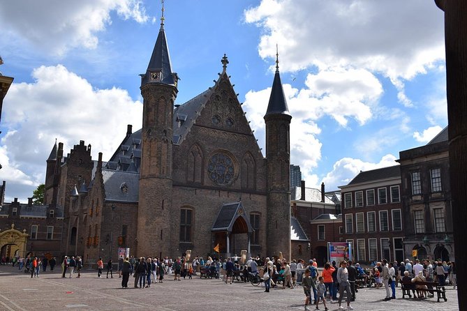 Private Delft and The Hague Tour incl. Madurodam from Amsterdam - Who should book this tour
