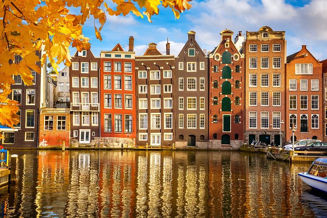 Private departure transfer from Amsterdam to Schiphol Airport (AMS) - Luggage limits: how to travel light to travel smoothly