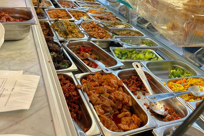 Private Dutch Food Tour - Eat Like a Local - Andre Hazes Monument: a short culture beat between bites
