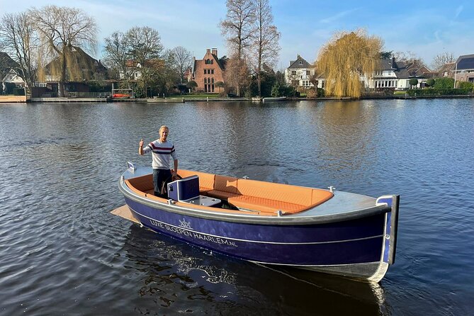 Private Electric Boat Rental in Haarlem (No License Required) - What you’re really doing on the canals