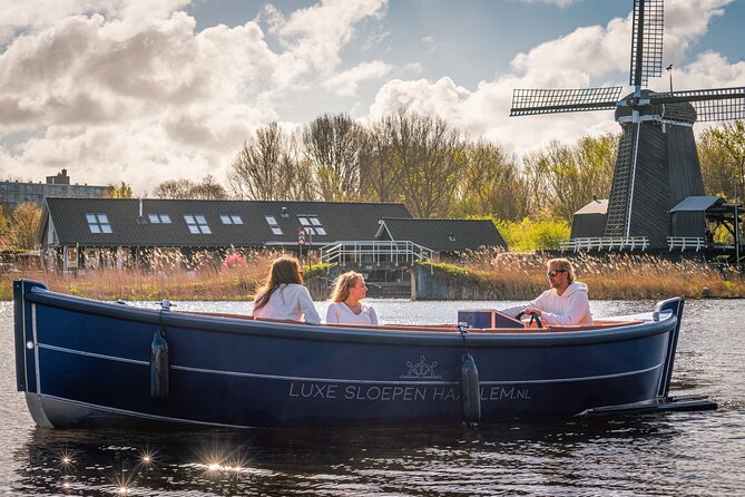 Private Electric Boat Rental in Haarlem (No License Required) - No license needed: the practical payoff