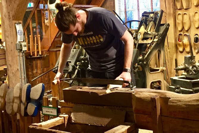 Private Guided Half Day Tour in Zaanse Schans from Amsterdam - Henry Willig cheese tasting: Gouda, Edam, and choice overload