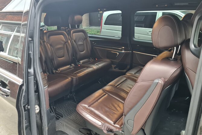 Private Minivan transfer to Rotterdam - Who should book this transfer (and who might skip it)
