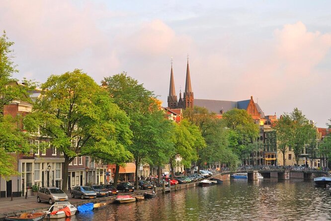 Private Romantic Canal Cruise Amsterdam with Bubbly and Snacks - Why This Private Cruise Feels More Like a Date Than a Tour