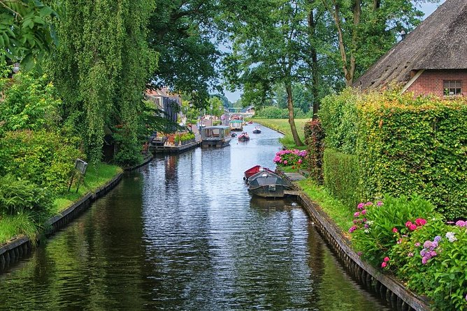 Private Sightseeing Tour to Giethoorn Dutch Venice from Amsterdam - Timing tips that make the difference between great and rushed