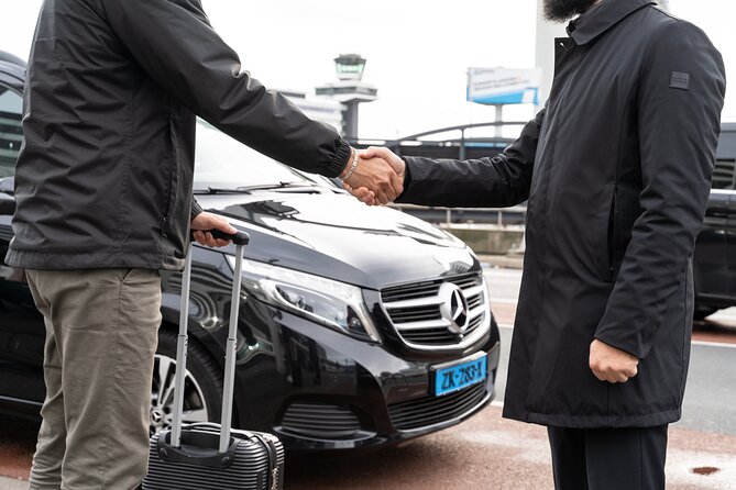 Private Taxi Airport Transfer to or from Schiphol Airport (AMS) - Key takeaways before you book