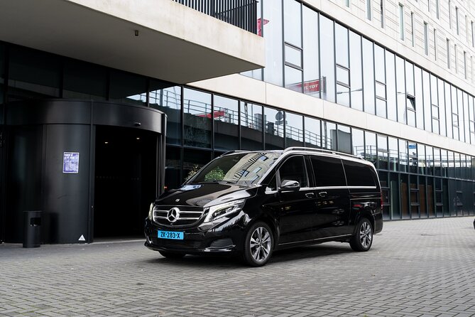 Private Taxi Airport Transfer to or from Schiphol Airport (AMS) - What you actually get from the driver (beyond just driving)