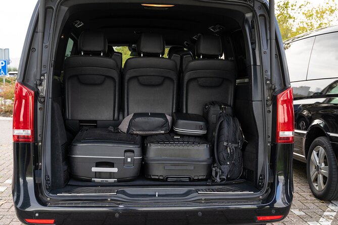 Private Taxi Airport Transfer to or from Schiphol Airport (AMS) - Quick practical tips that prevent most problems