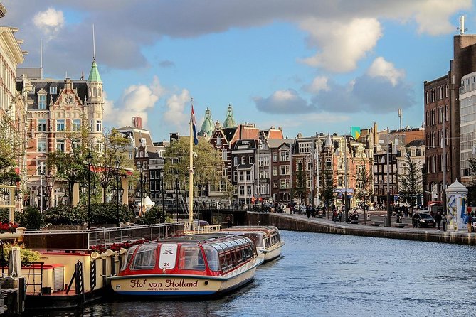 Private Taxi Transfer from cruise port in Amsterdam to a hotel in Amsterdam - Price and value: what $76.89 per person buys you