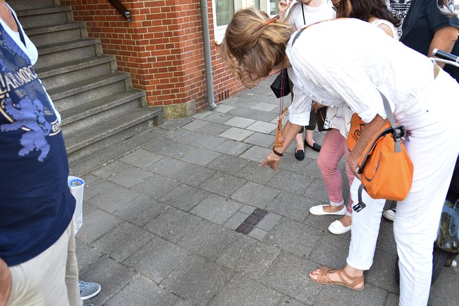 Private Tour: Anne Frank Walking Tour of Amsterdam - Merwedeplein meeting point: where your tour really starts
