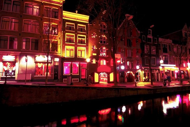Private tour of Red Light District. English or Spanish - Red Light District on foot: what you’ll actually do in the 2 hours
