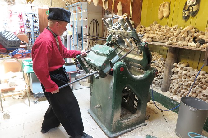 Private Tour of Simonehoeve Cheese Farm and Clog Factory - Private Tour Details That Matter on the Ground