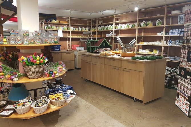 Private Tour of Simonehoeve Cheese Farm and Clog Factory - Who Should Book This (and Who Might Find It Too Shop-Focused)