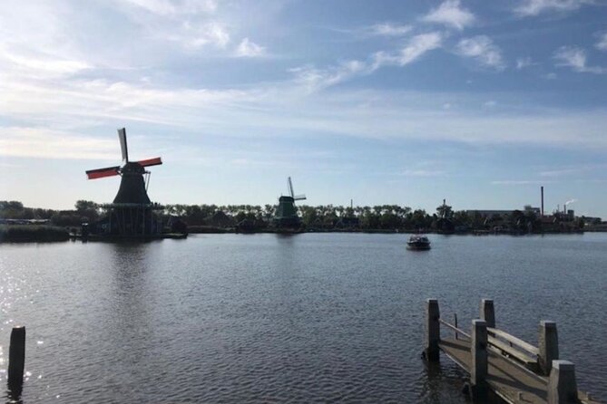 Private Tour to Tulips, Keukenhof, Windmills & Cheese Farm - Zaanse Schans windmills: wooden shoe demos and an easy souvenir stroll