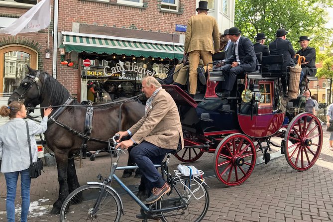 Private tour: Your own Amsterdam: walk through the old city - In ’t Aepjen: Dutch drinking culture in an old wooden-house setting