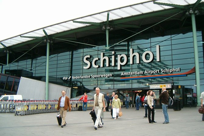 Private Transfer from Amsterdam Airport Schiphol to The Hague - Flight tracking and driver contact: what happens after your plane lands