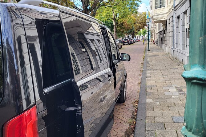 Private Transfer Service Between Ijmuiden and Amsterdam - Private means your group stays together