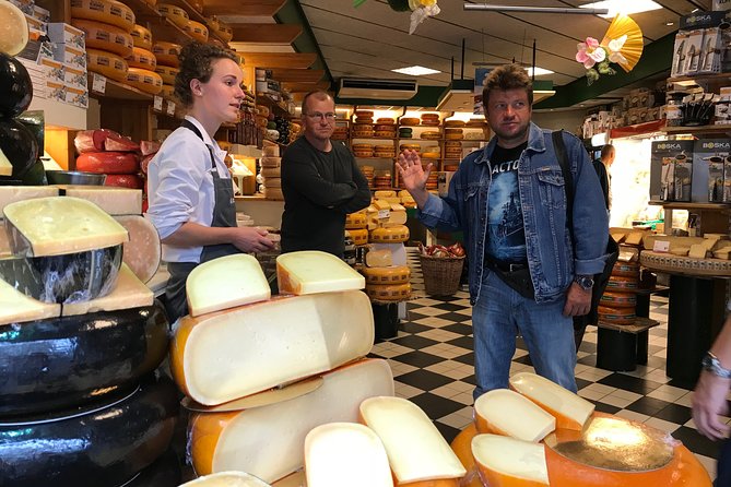 Private Walking Food Tour in Amsterdam - Stop 2: Snack Bars and Bread Culture (Filet Americain, Krokets, Frikandel)