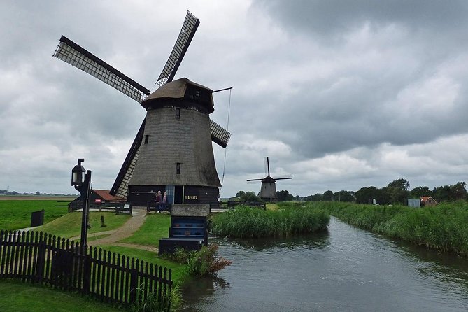 Private Zaanse Schans Windmills and Volendam Tour from Amsterdam - Why Zaanse Schans and Volendam make a smart escape from Amsterdam
