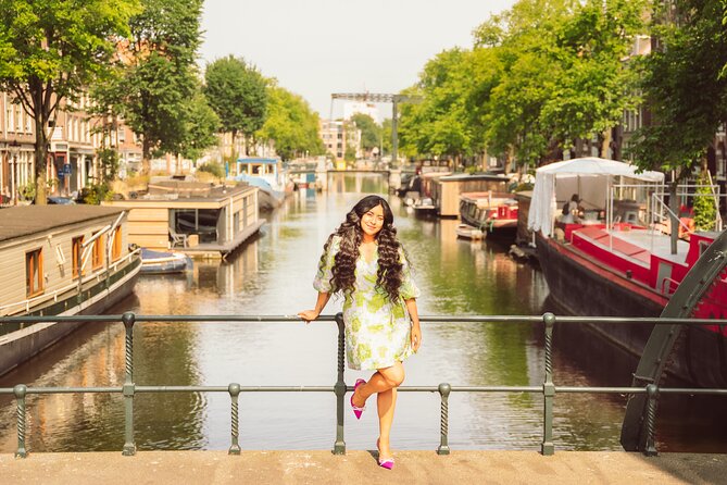 Professional Amsterdam Photo Shoot - No-awkward selfies: what you really get in 1 hour