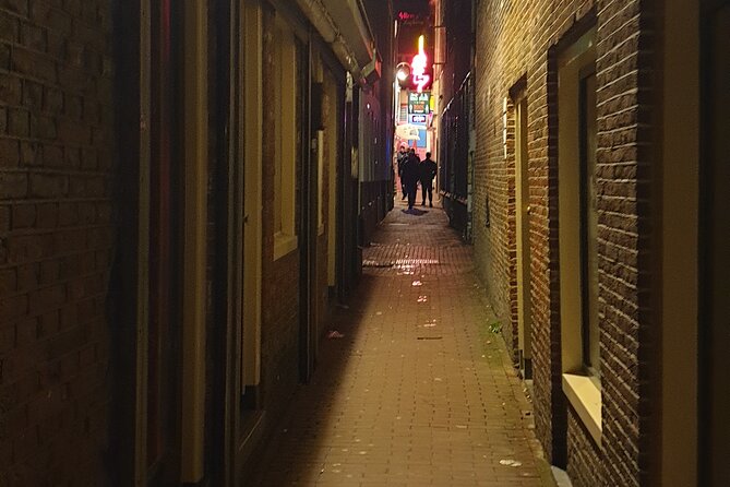 Red Light District Tour by Locals, Small Group (approx 4) - Respect, Safety, and the Tone Your Guide Sets