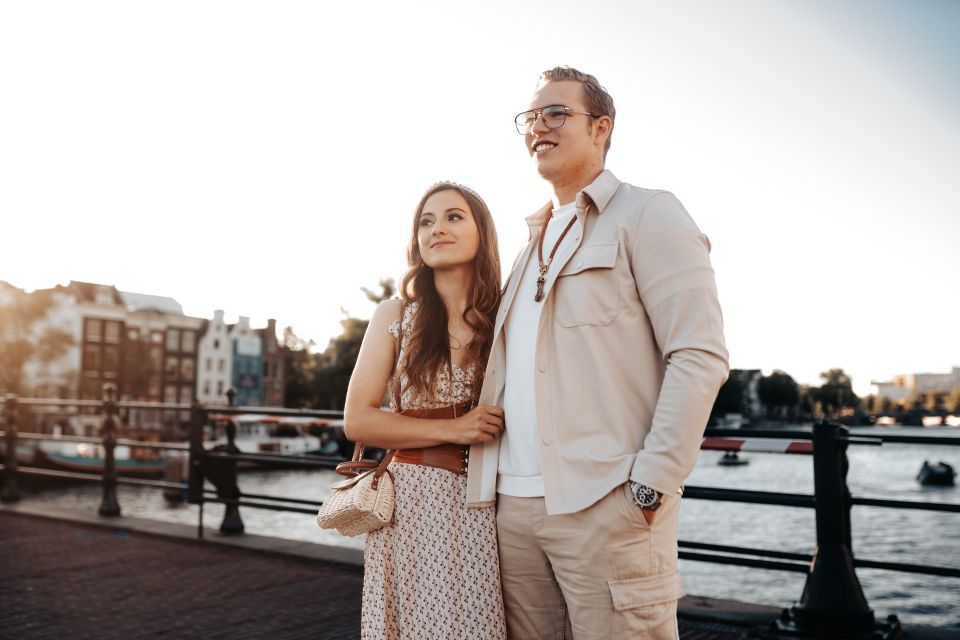 Romantic Photoshoot Experience for Couples in Amsterdam - Key things that make this Amsterdam shoot work