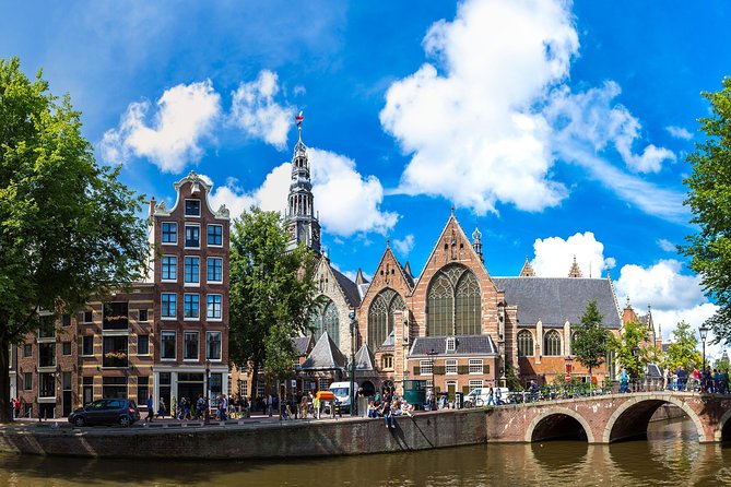 Secrets of Amsterdam Walking Tour plus Dutch Sweets Tasting - Bloemenmarkt: the floating flower market that’s worth the stop