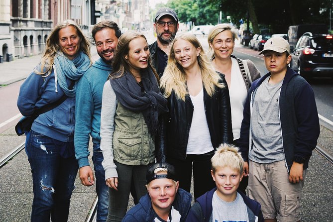 See Shoot Share | Photo Tour - Stop 1: Negen Straatjes (9 Little Streets) for Photo-Friendly Wandering
